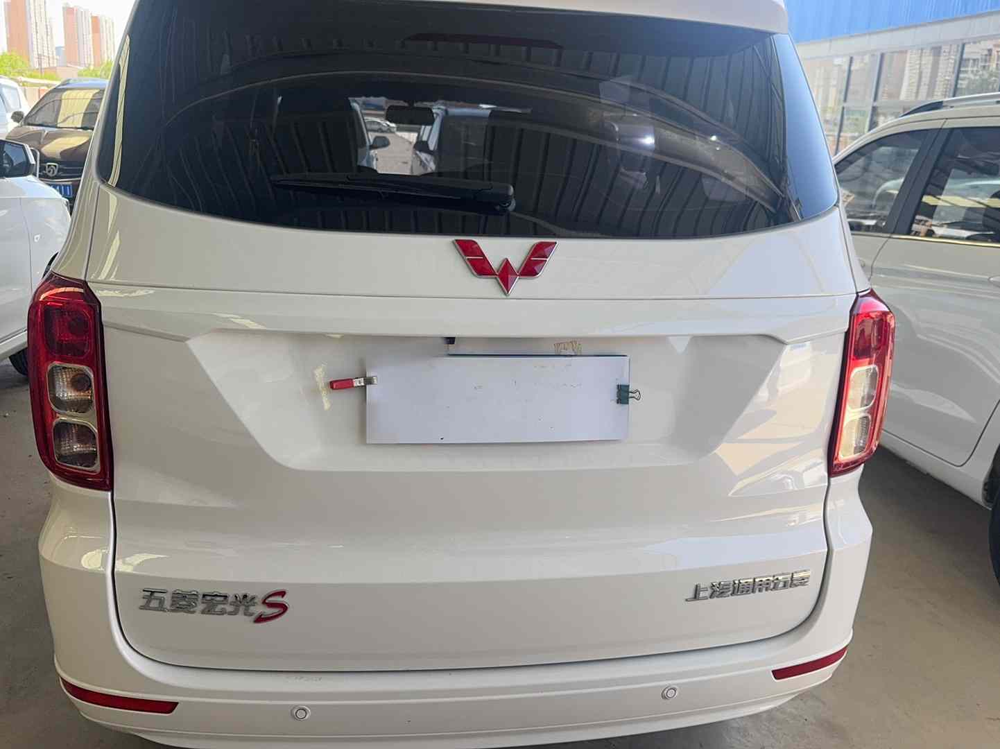 五菱汽车 五菱宏光 2021款 1.5L S豪华型 电动助力LAR(5)