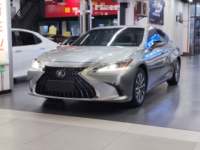 雷克萨斯ES 2023款 260 卓越版