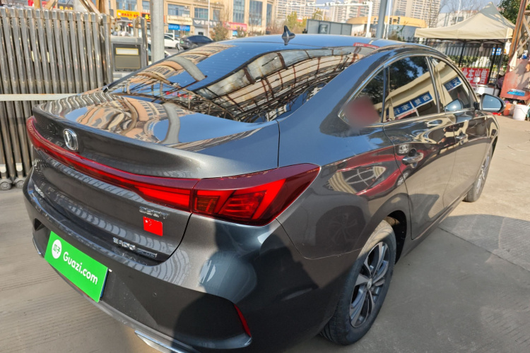 长安 逸动 2023款 畅享版 PLUS 蓝鲸NE 1.4T GDI DCT尊贵版车身外观6005