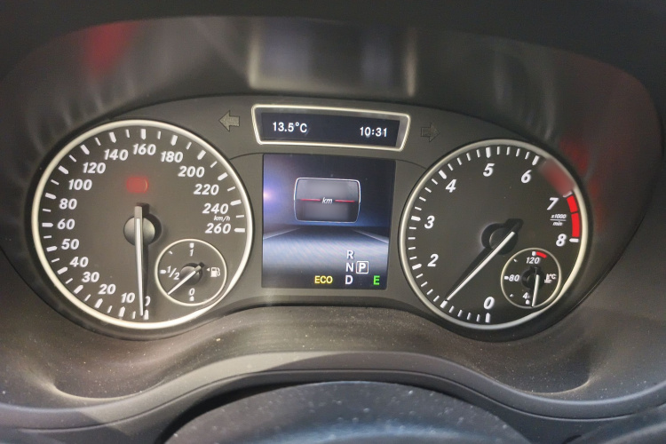 奔驰B级 2012款 B 200局部细节14