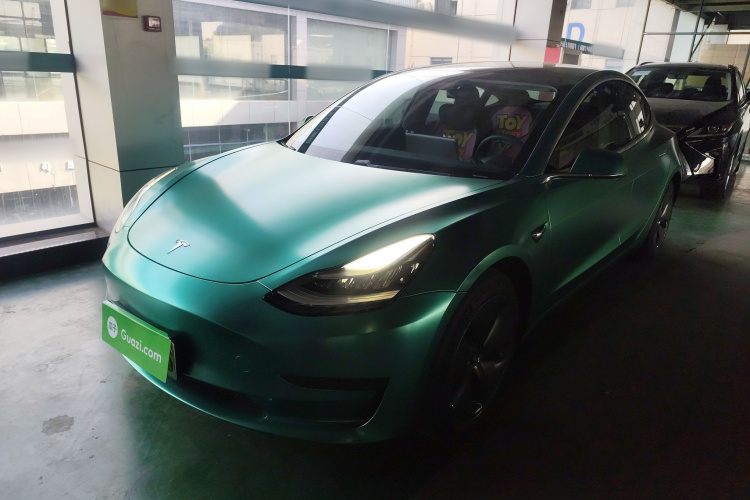 特斯拉 Model 3 2020款 标准续航后驱升级版车身外观1
