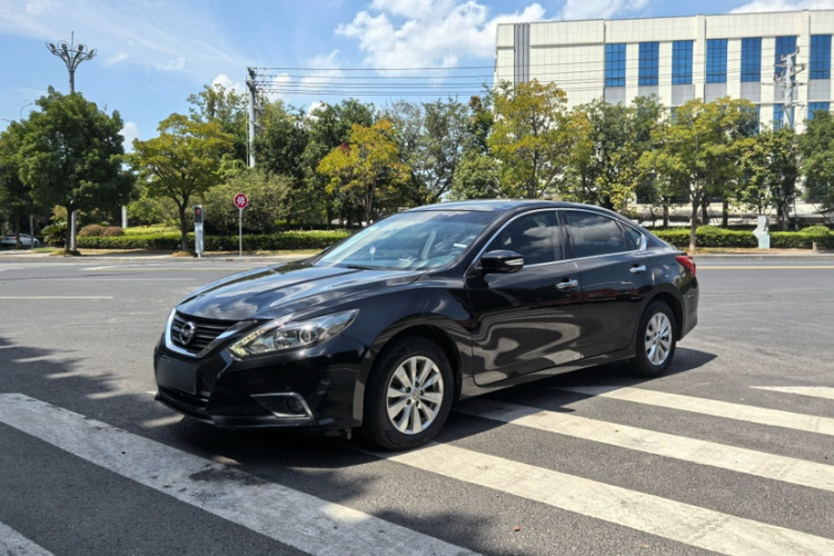 日产 天籁 2018款 2.0L XL 智进版车身外观6002