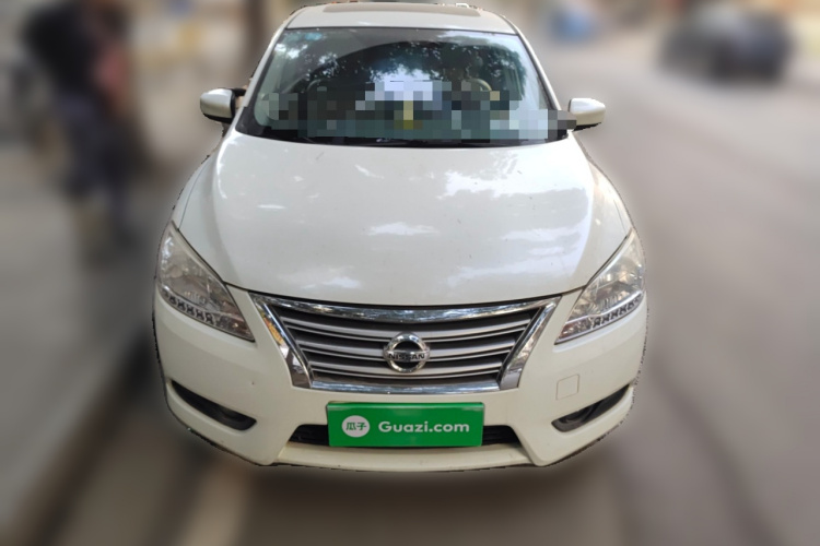 日产 轩逸 2014款 1.6XV CVT尊享版车身外观2