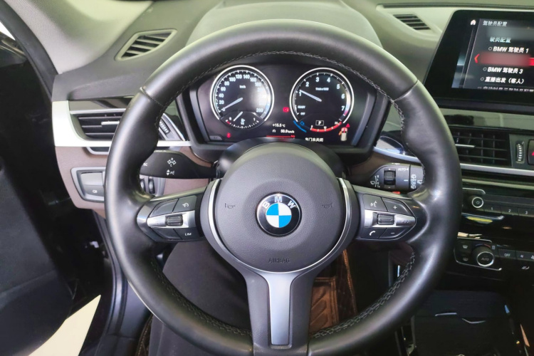 宝马X1 2020款 sDrive20Li 尊享型局部细节13