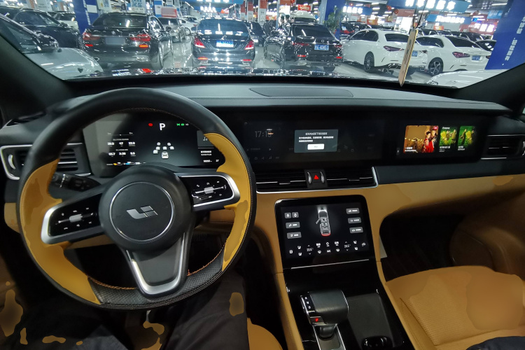 理想汽车 理想ONE 2021款 增程6座版中控内饰7002