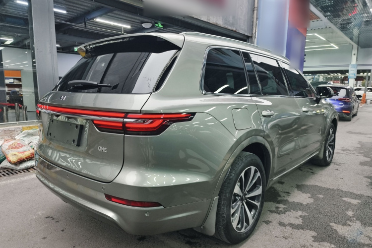 理想汽车 理想ONE 2020款 增程6座版车身外观6006