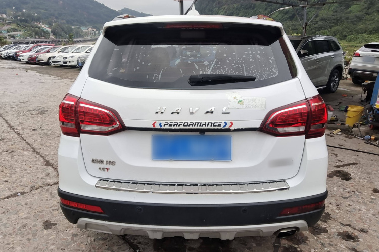 哈弗H6 2018款 红标 运动版 1.5T 自动两驱精英型车身外观6