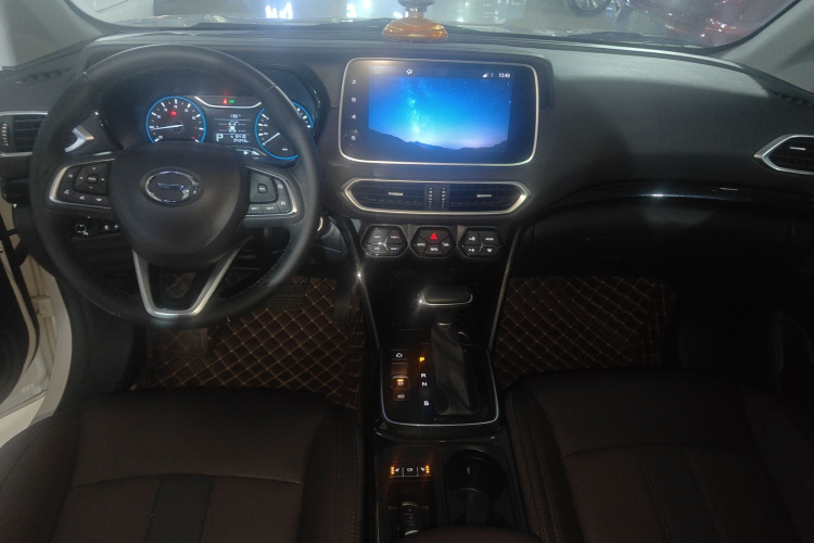 广汽传祺 传祺GS4 2018款 235T 自动两驱豪华智联百万纪念版中控内饰12