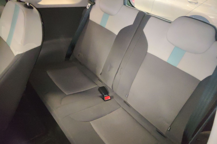 长安启源 长安Lumin 2022款 210km 香甜款中控内饰21