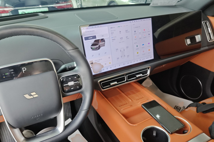 理想汽车 理想L6 2024款 Max中控内饰12