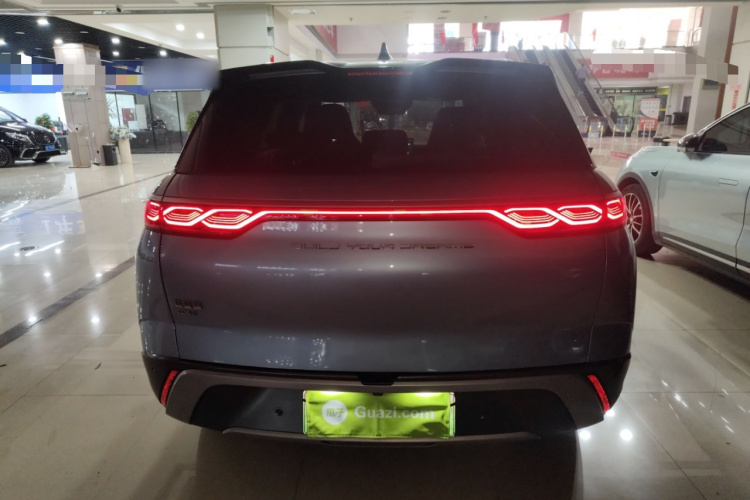 比亚迪 护卫舰07 2023款 DM-i 100KM 豪华型车身外观6