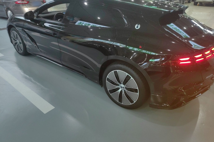 腾势Z9GT 2024款 1100四驱Max版车身外观6003