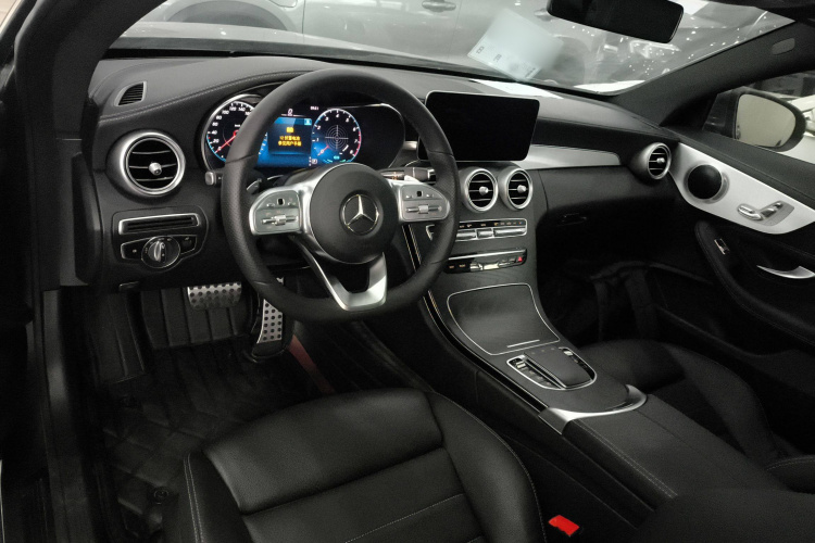 奔驰C级(进口) 2020款 C 260 轿跑车中控内饰12