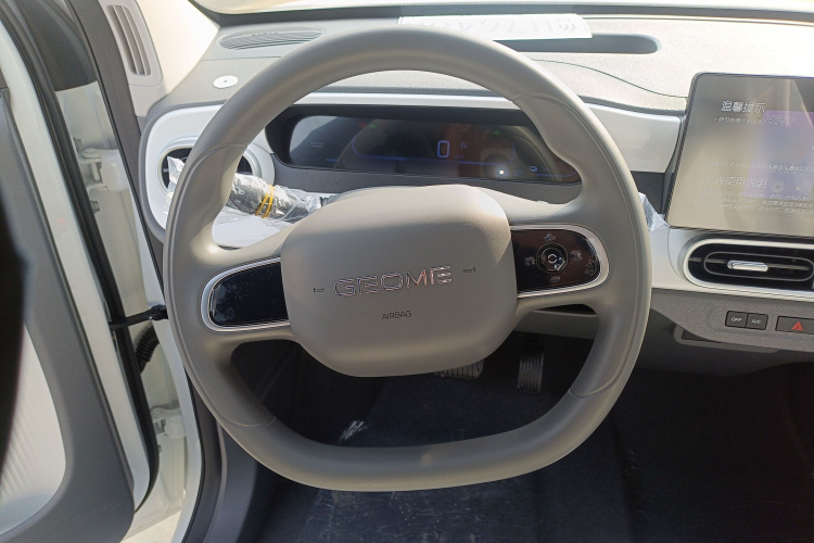 吉利银河 熊猫 2025款 210km 元气熊局部细节13