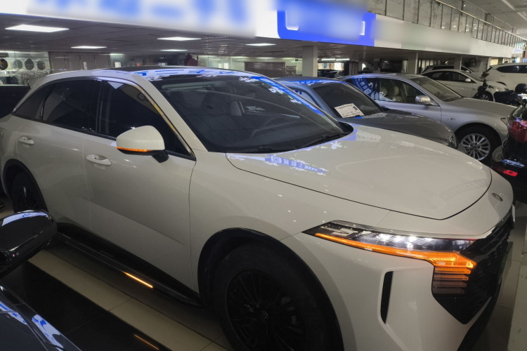 启辰大V 2021款 260T 爱豆版车身外观3