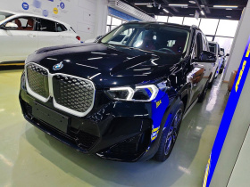 宝马iX1 2023款 xDrive30L M运动套装