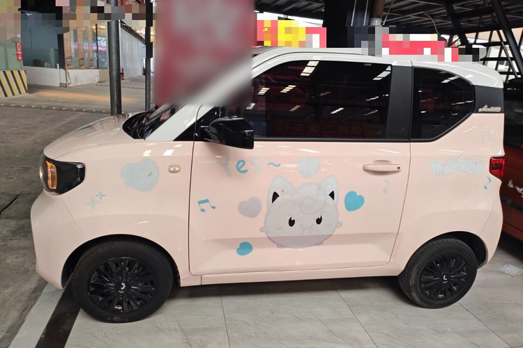 五菱汽车 宏光MINIEV 2021款 马卡龙臻享款 磷酸铁锂车身外观4