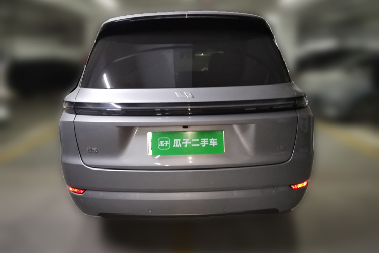 理想汽车 理想L9 2024款 Ultra车身外观6