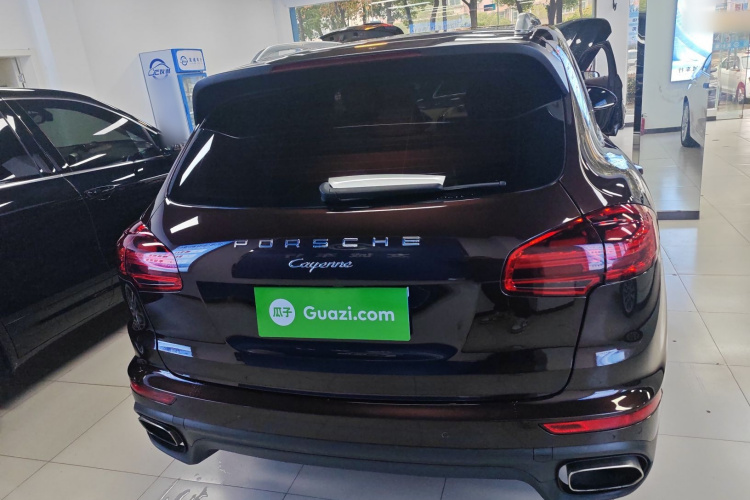 保时捷 2015款 Cayenne 3.0T车身外观6