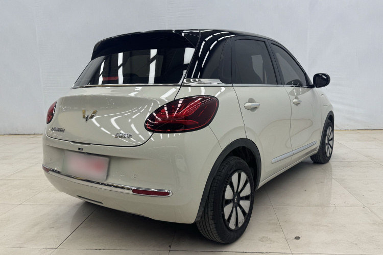 五菱汽车 五菱缤果 2023款 410km 灵犀尊享款车身外观6003