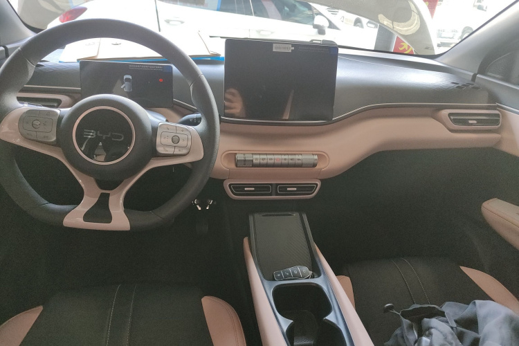 比亚迪 海鸥 2025款 305km 活力版中控内饰12