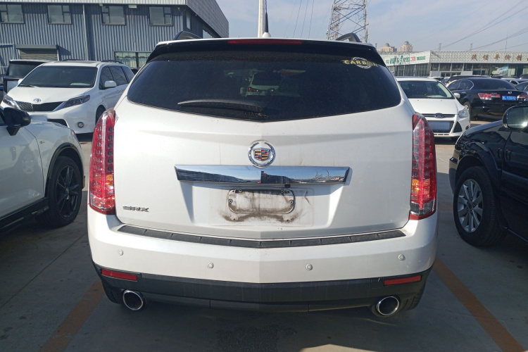 凯迪拉克SRX 2015款 3.0L 舒适型车身外观6