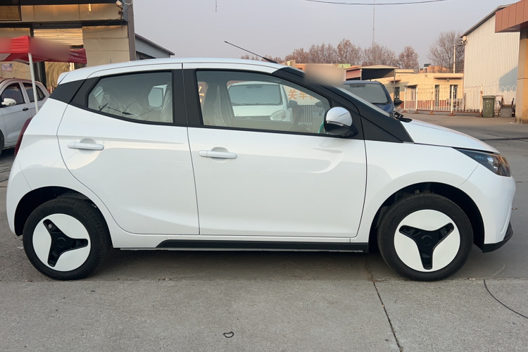 江铃集团新能源 易至EV2 2026款 PLUS+ 舒适型车身外观6002