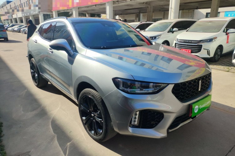 魏牌 VV5 2017款 2.0T 旗舰型车身外观3