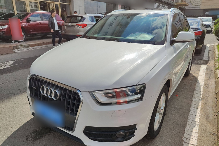 奥迪Q3(进口) 2012款 35 TFSI quattro 舒适型车身外观1