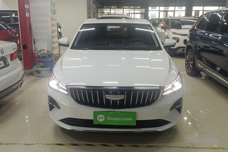 吉利汽车 帝豪 2025款 第4代 1.5L CVT旗舰型车身外观2