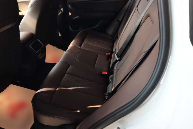 宝马iX3 2022款 改款 领先型中控内饰21