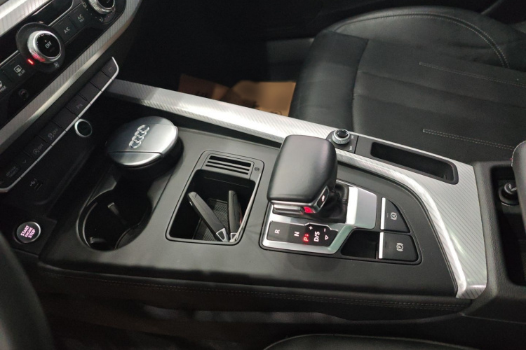 奥迪A4L 2020款 40 TFSI 时尚致雅型局部细节18