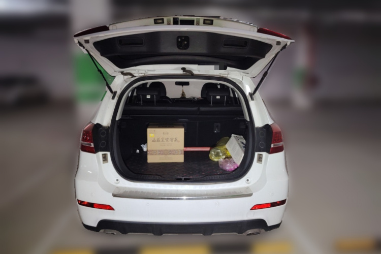 哈弗H2 2014款 1.5T 手动两驱精英版中控内饰23