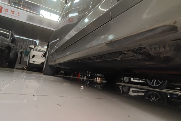 宝马5系 2018款 改款 530Li 领先型 豪华套装局部细节9001