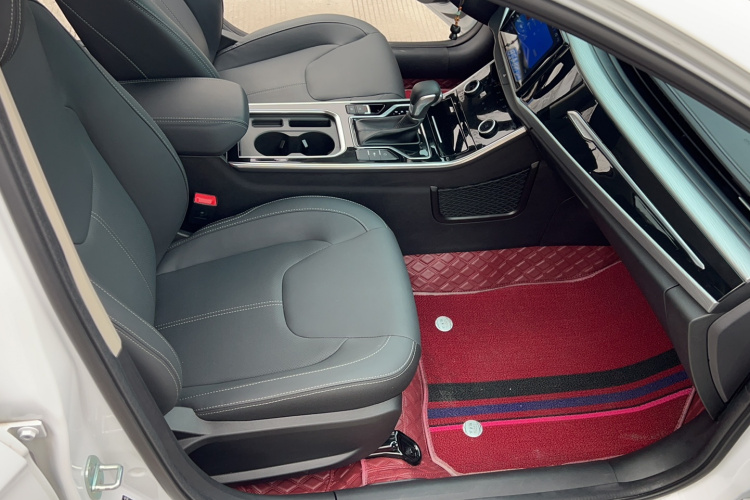 奇瑞 艾瑞泽5 2021款 PRO 1.5L CVT青春版局部细节41