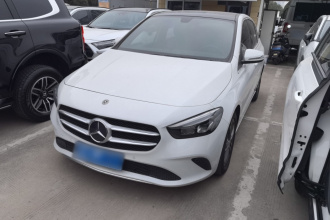 奔驰B级 2020款 B 200 动感型