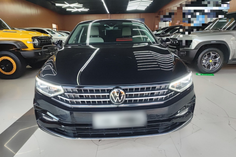 大众 迈腾 2025款 改款 众享款 330TSI DSG豪华型车身外观2