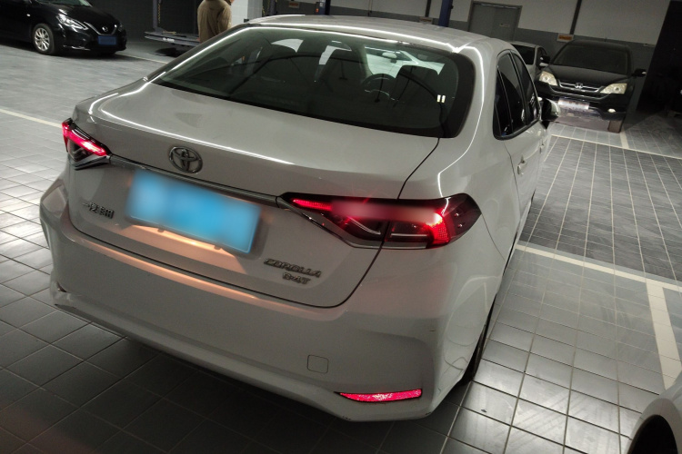 丰田 卡罗拉 2023款 1.2T 先锋版车身外观6005