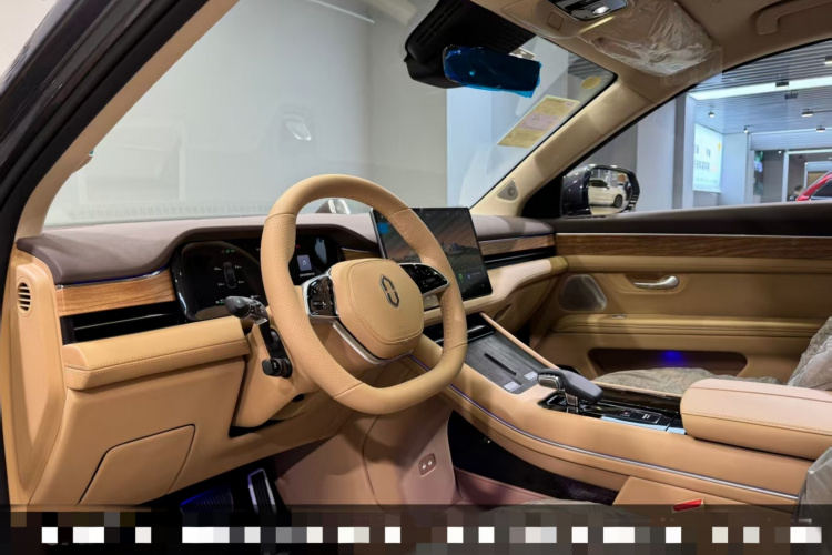 鸿蒙智行 问界M7 2024款 1.5T 后驱Plus版 5座中控内饰7007