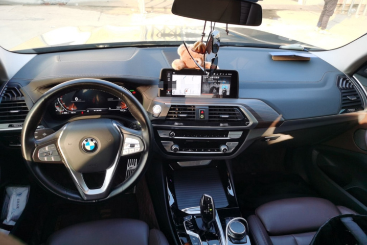宝马X3 2021款 改款 xDrive28i 豪华套装中控内饰12