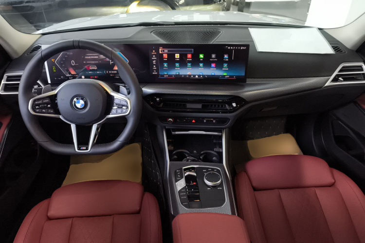 宝马3系 2025款 330Li M运动曜夜套装中控内饰12