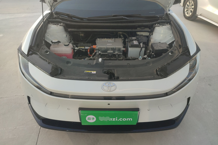 丰田bZ5 2025款 630 MAX智行版机舱底盘24