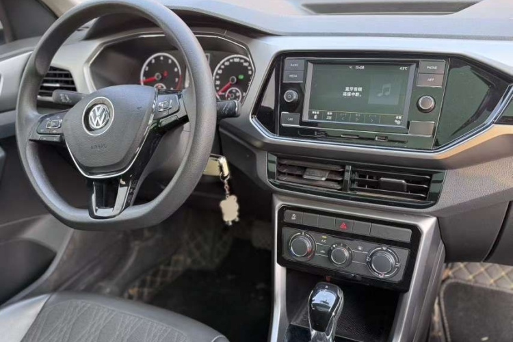 大众 途铠 2019款 280TSI DSG舒适版中控内饰7002