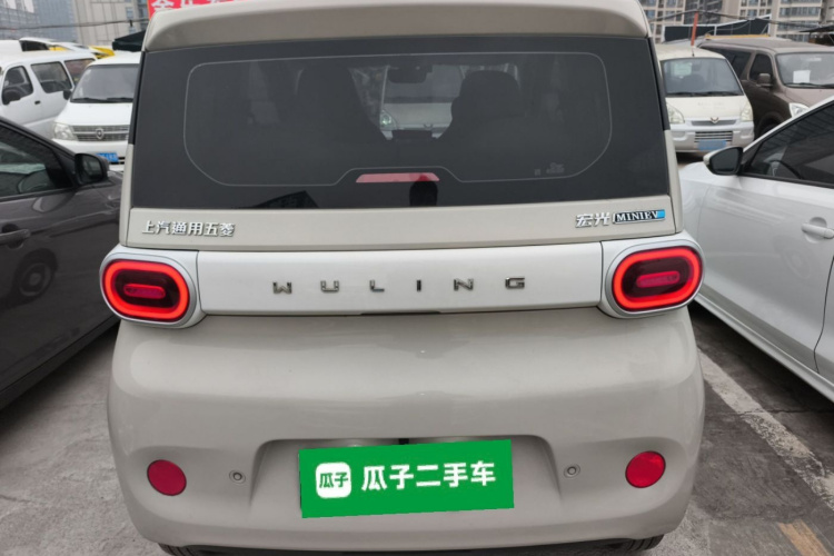 五菱汽车 宏光MINIEV 2024款 第三代 215km 青春版车身外观6