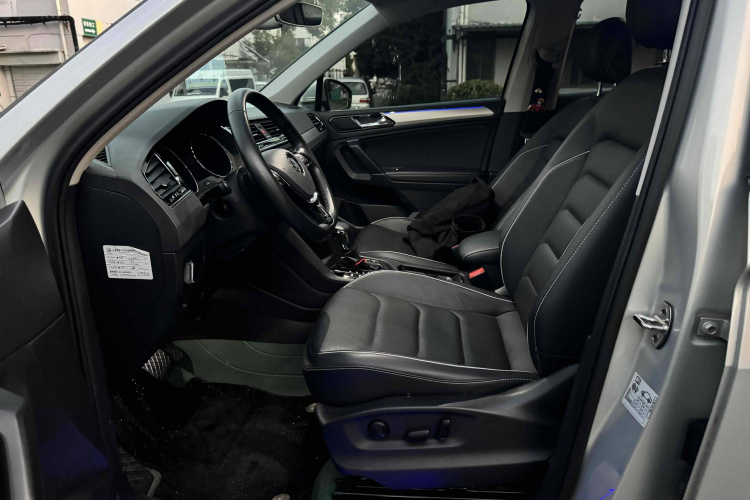 大众 途观L新能源 2019款 430PHEV 混动旗舰版中控内饰7009