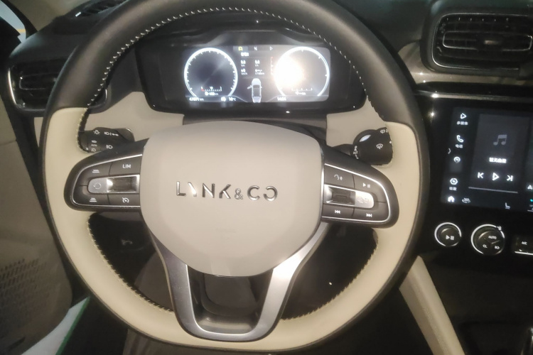 领克02新能源 2019款 1.5T PHEV Pro中控内饰13