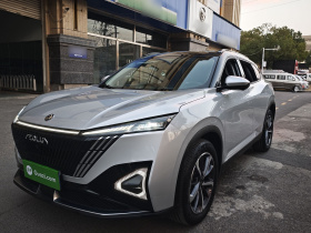 东风风神 皓瀚 2023款 DH-i 1.5T 豪华版