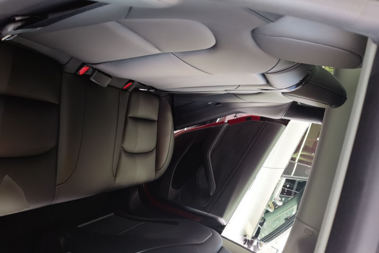 特斯拉 Model 3 2022款 后轮驱动版中控内饰21