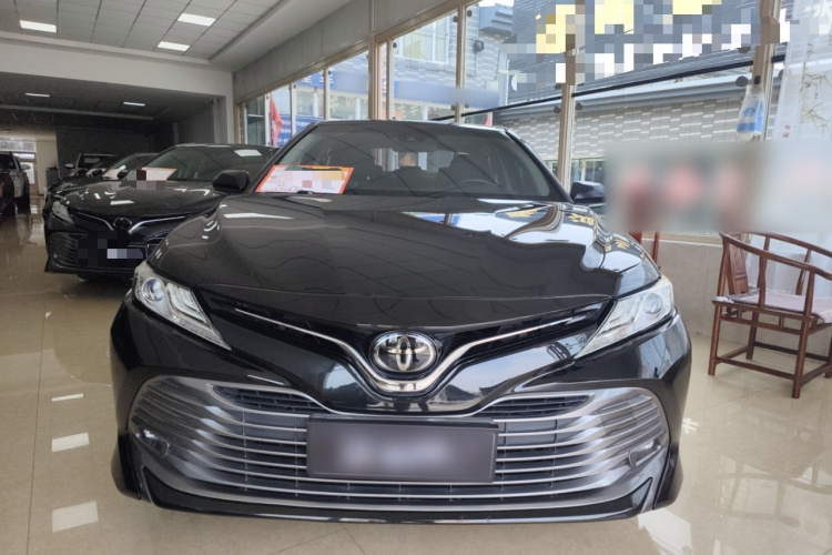 丰田 凯美瑞 2018款 2.0G 豪华版车身外观6001