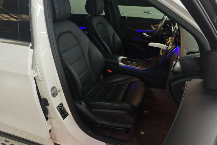 奔驰GLC 2020款 GLC 260 L 4MATIC 豪华型局部细节41